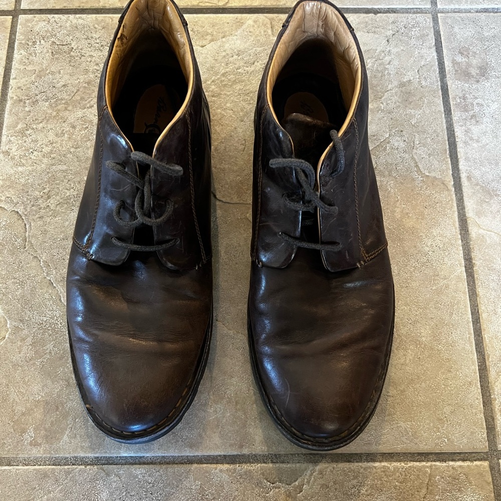 Born Chukka Mens Size 10